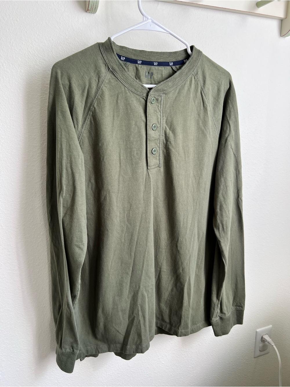 GAP Men's Olive Henley Long Sleeve Shirt